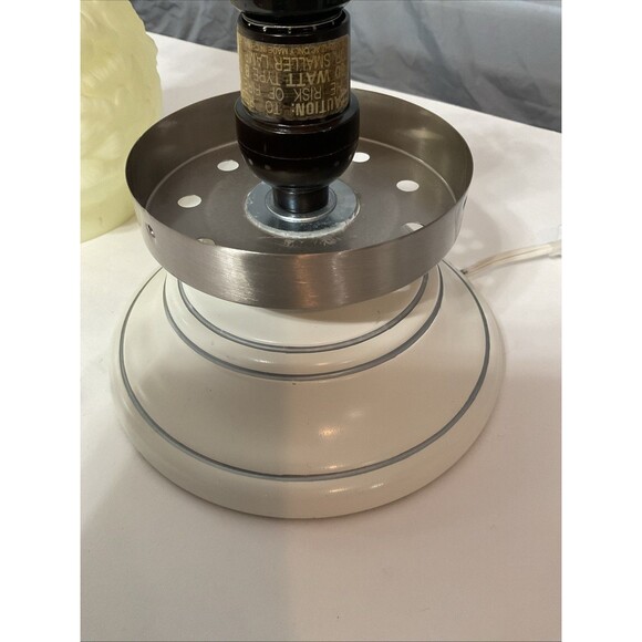 Vintage Fenton floral yellow custard poppy Uranium Shade.9.25”H,4”base,6” - Picture 8 of 16